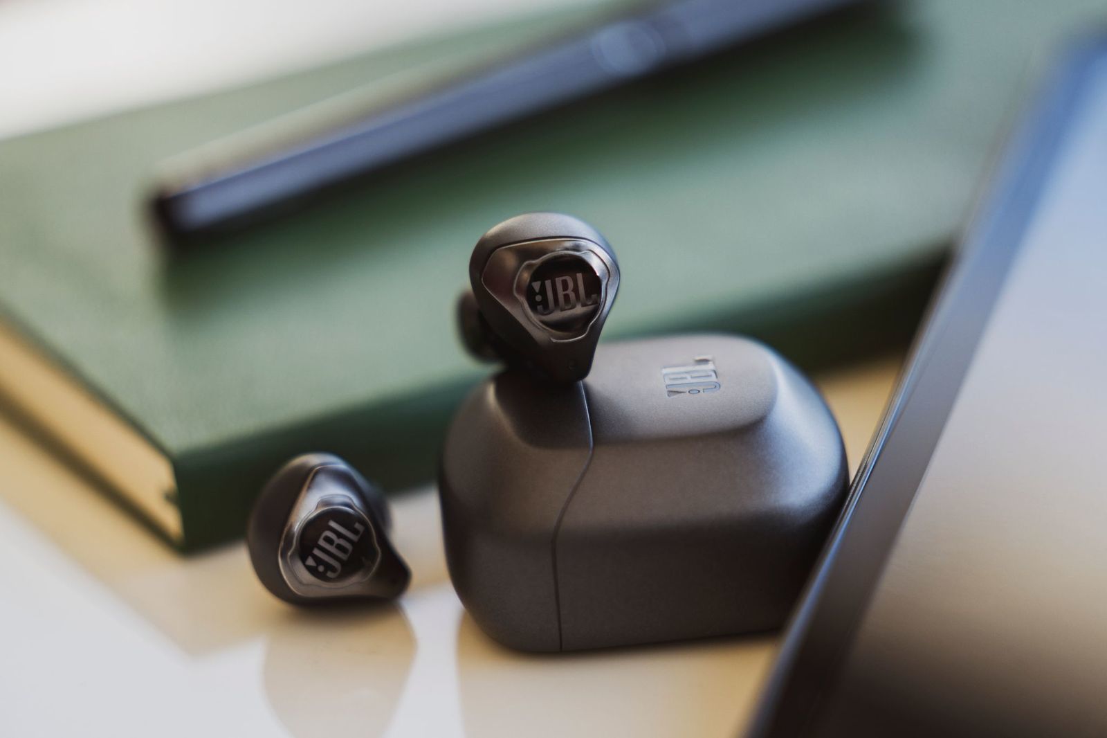 Bandwagon's Holiday Gift Guide